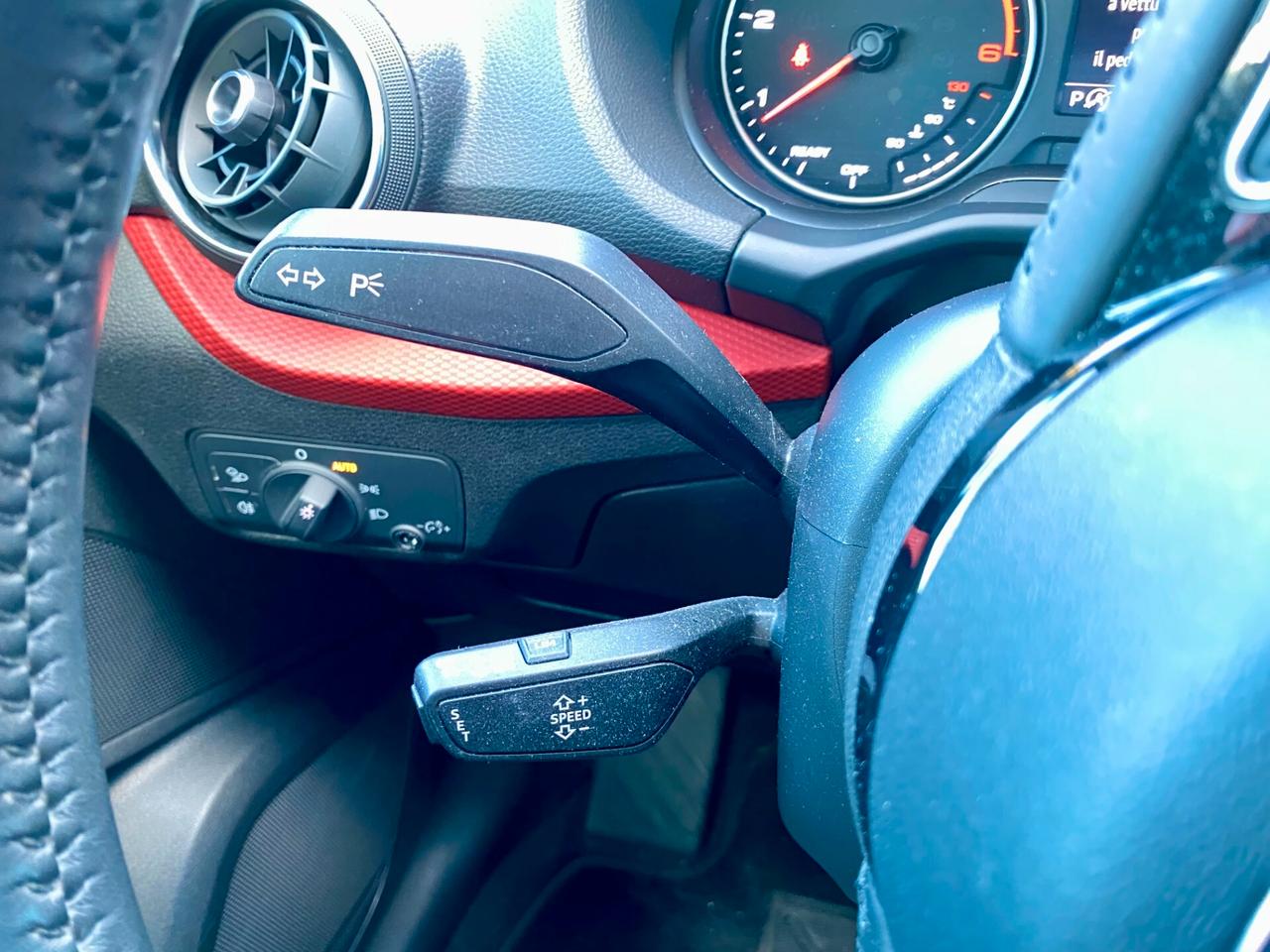 Audi Q2 30 1.6 tdi S line Edition s-tronic 116cv GANCIO TRAINO