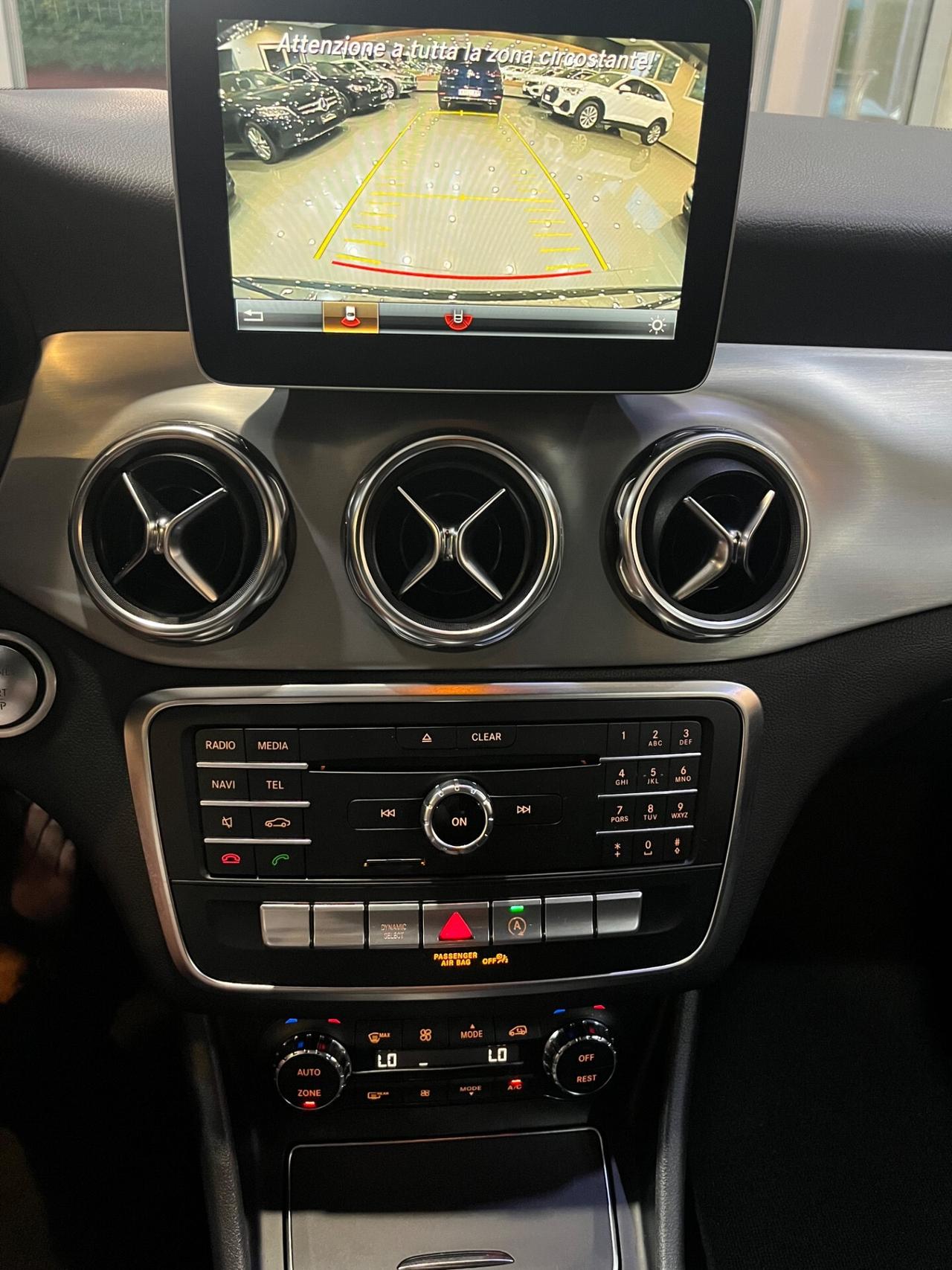 Mercedes-benz GLA 200 GLA-X156 PREMIUM 72.000 KM!!!
