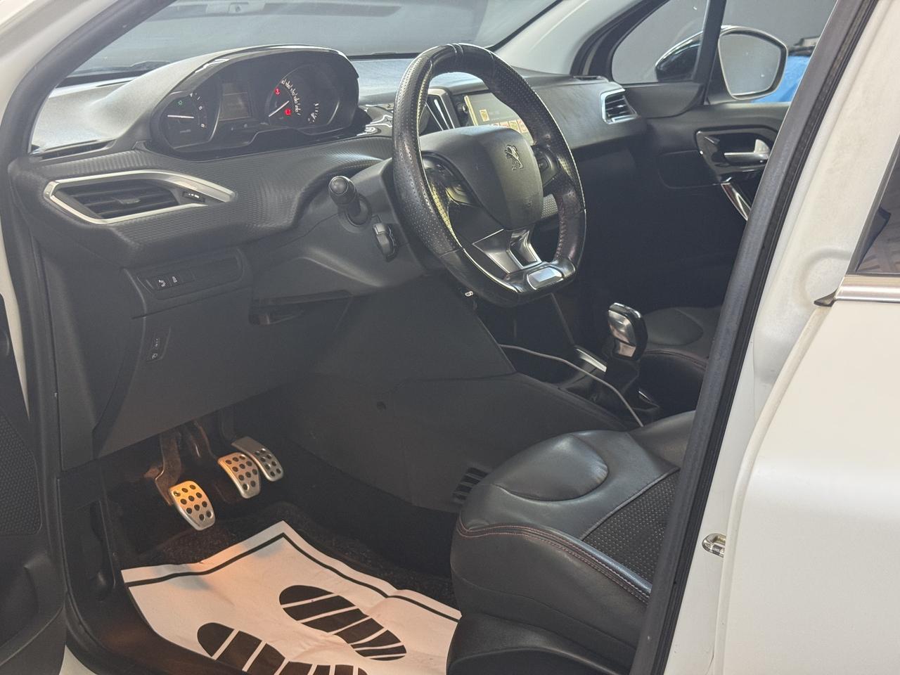 Peugeot 208 BlueHDi 100 5 porte GT Line