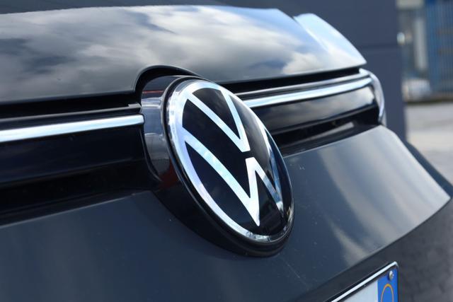VOLKSWAGEN Golf 2.0 TDI SCR Life