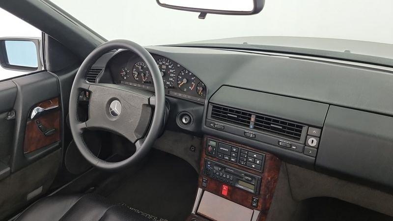 Mercedes-Benz Serie SL 300 SL-24 cat