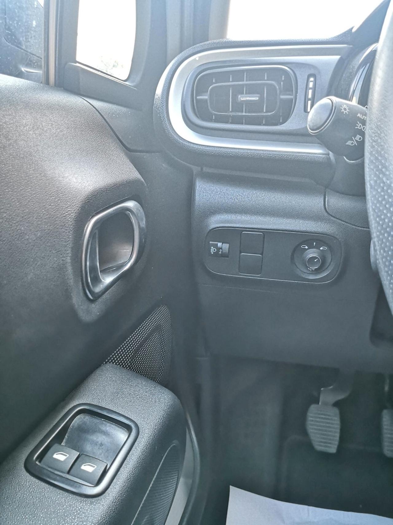 Citroen C3 1.2 PureTech 83 S&S Plus ***NEOPATENTATI***UNIPROPRIETARIO***