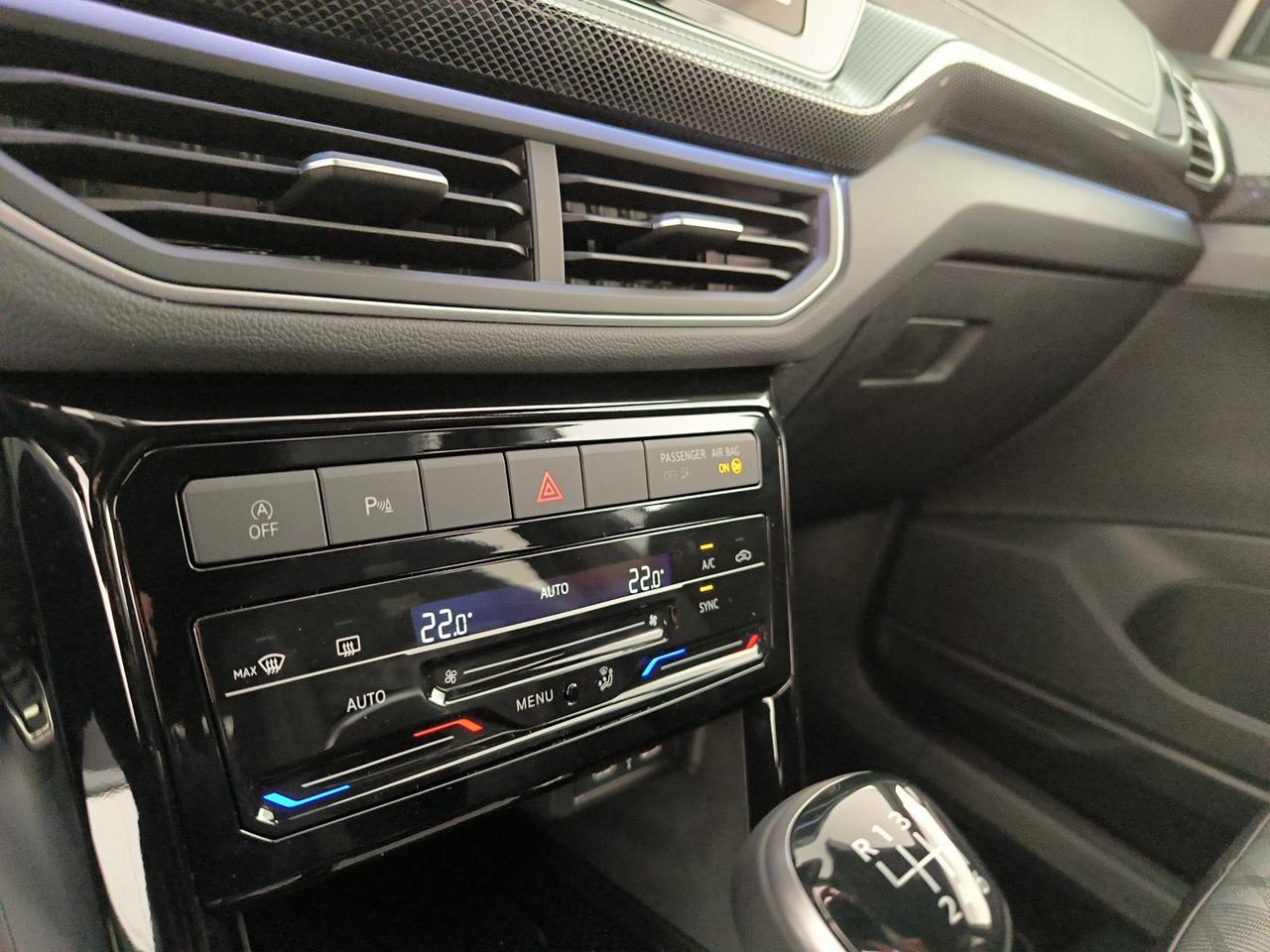 Volkswagen T-Cross 1.0 tsi r-line plus 115cv