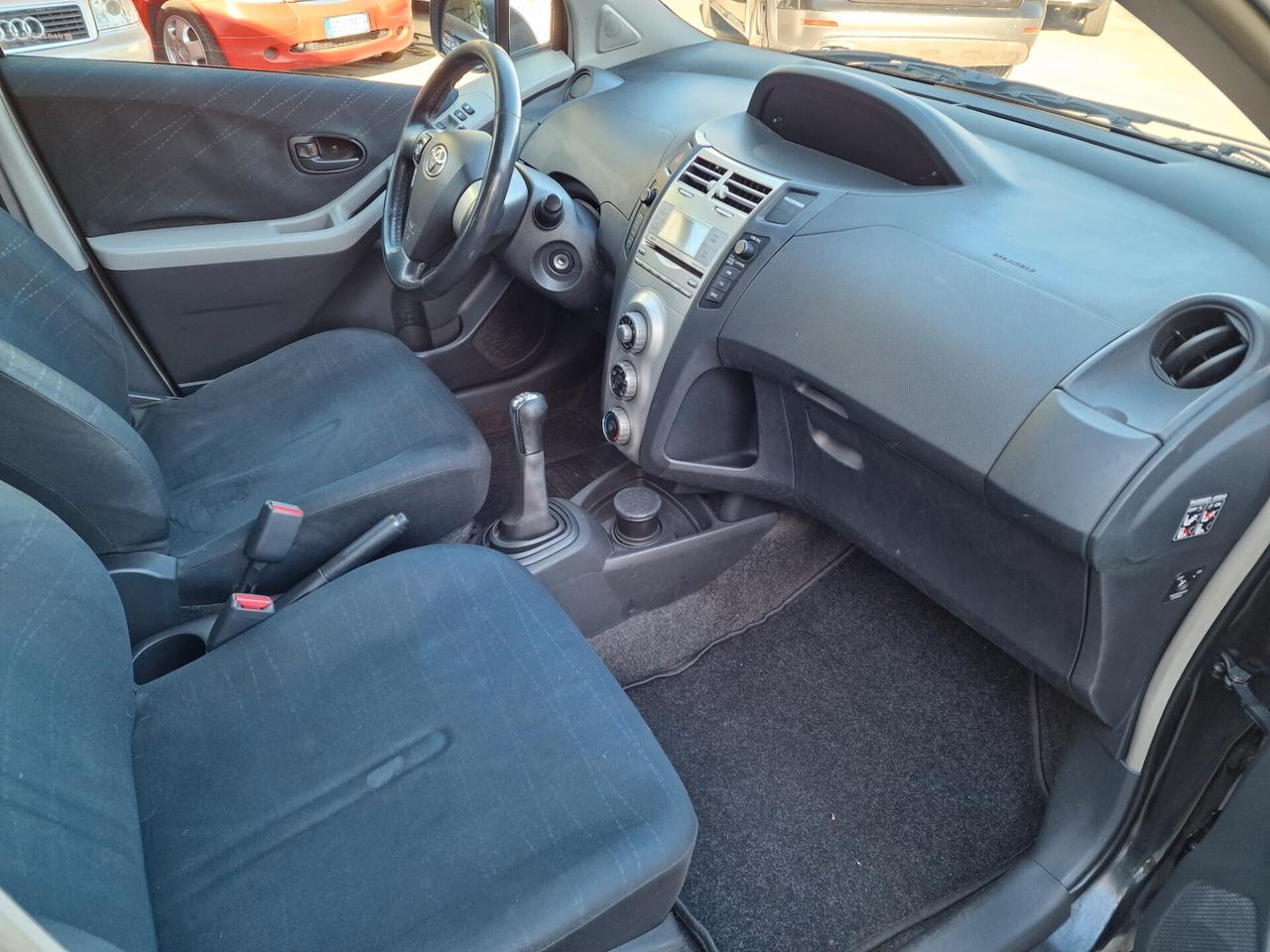 Toyota Yaris 1.4 D-4D 5 porte Sol
