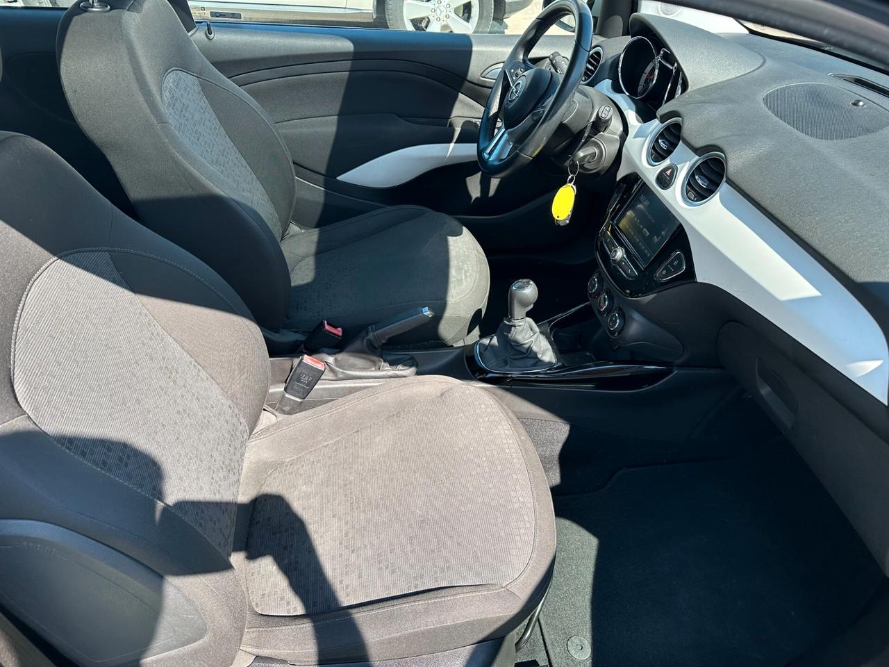 Opel Adam 1.2*70CV*TETTO*BLUETOOTH*APPLE CARPLAY*LED*NEOPAT