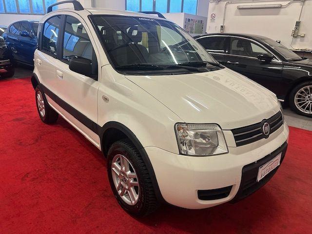 FIAT - Panda 1.3 mjt 16v 4x4 NEOPATENTATI