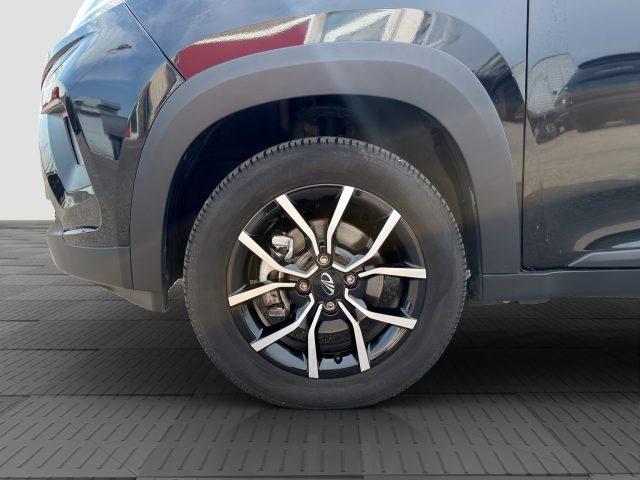 MAHINDRA KUV100 KUV100 1.2 VVT K8