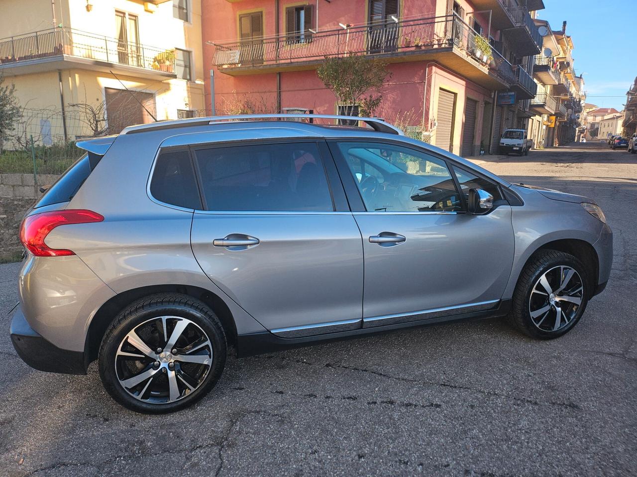 Peugeot 2008 BlueHDi 120 S&S Crossway 2016