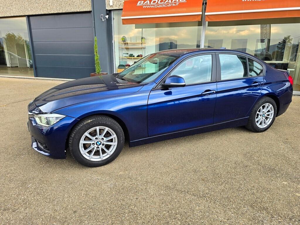 Bmw 318 318d BERLINA LUXURY DA VETRINA!