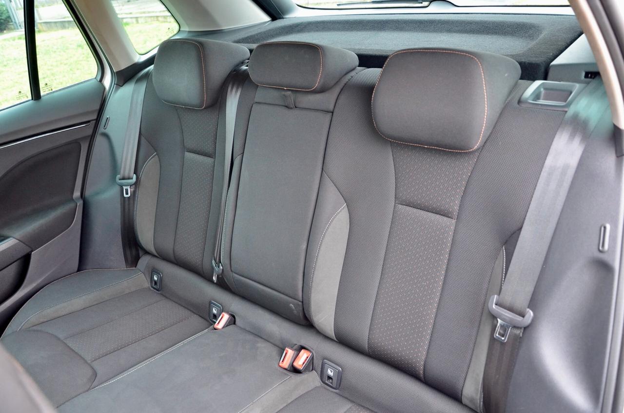 SKODA KAMIQ 1.0 TSI SCOUTLINE 110cv DSG, UNICO UTILIZZATORE, SERVICE SKODA, UFF ITALIANA, CRYSTAL LIGHTING, RETROCAMERA, PERMUTE