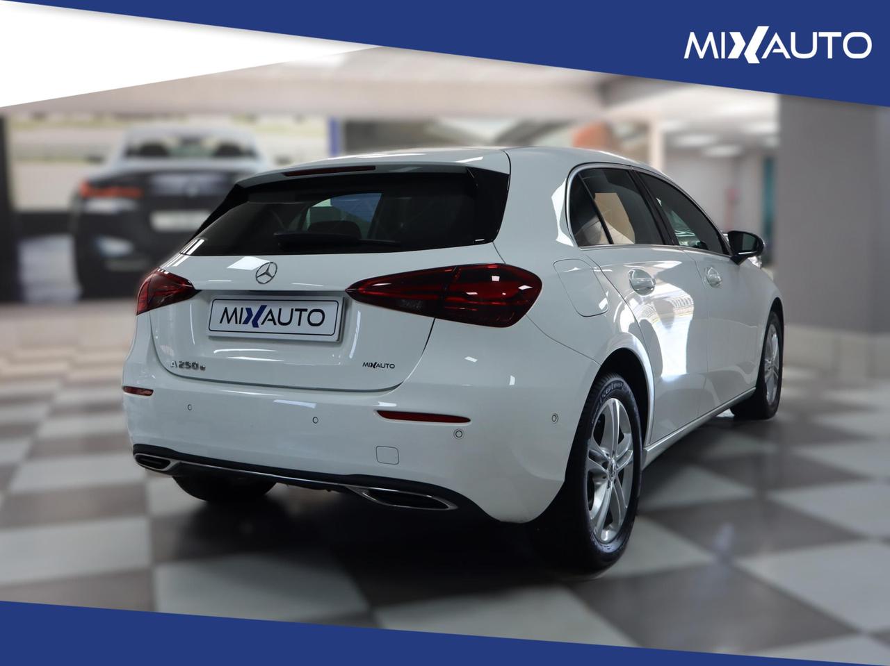 Mercedes-Benz A 250 E PHEV Progressive Advanced AUTO