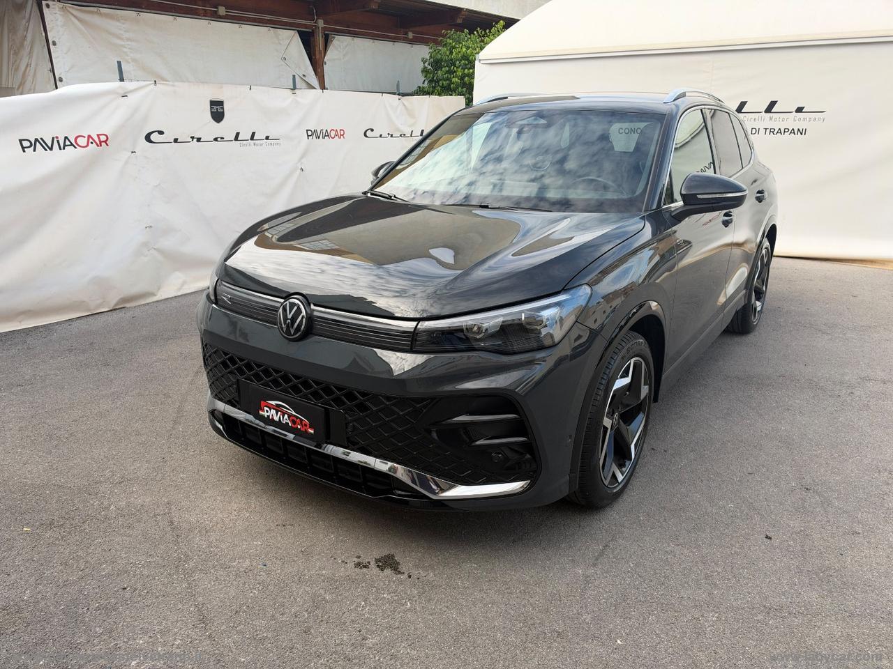 VOLKSWAGEN Tiguan 2.0 TDI 150 CV DSG R-Line