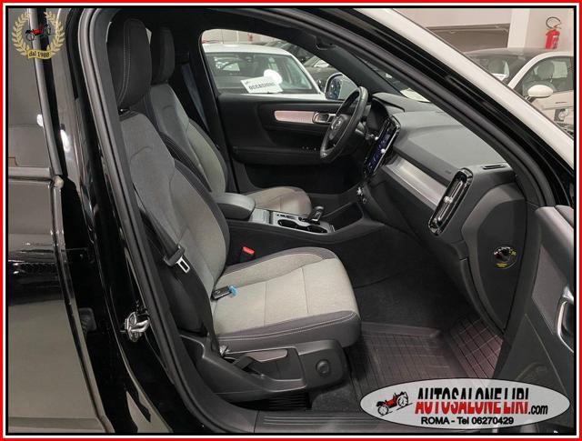 VOLVO XC40 T3 Geartronic Momentum Pro