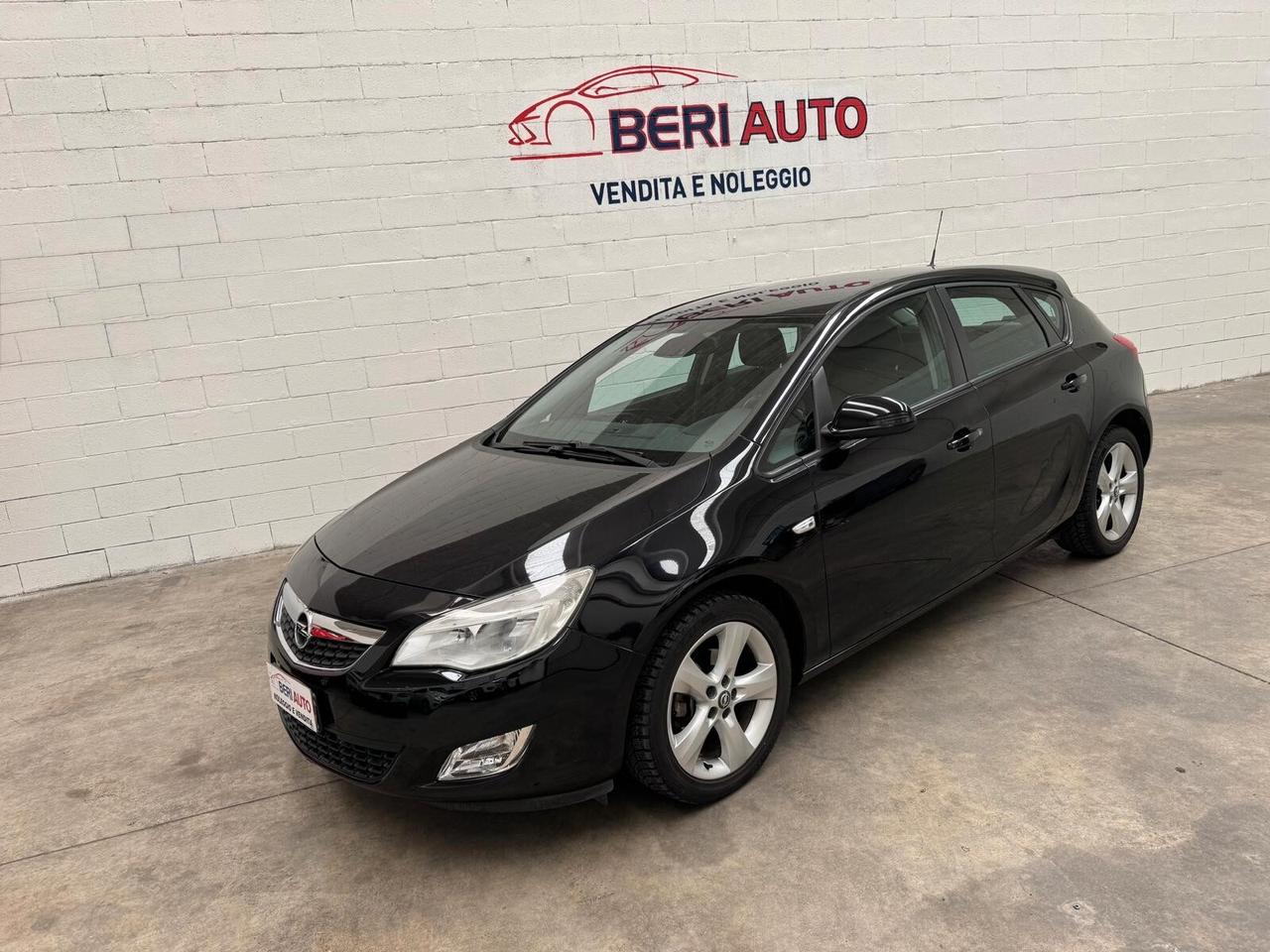 Opel Astra 5 porte Elective