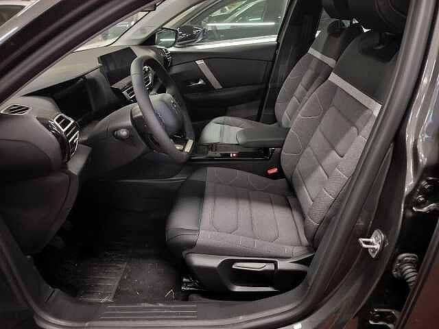 Citroen C4 PureTech 130 S&S Plus ** KM Ø **