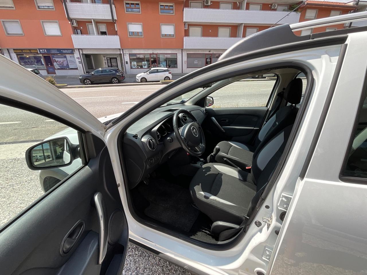 Dacia Sandero Stepway 900 TCe 12V 90CV Prestige