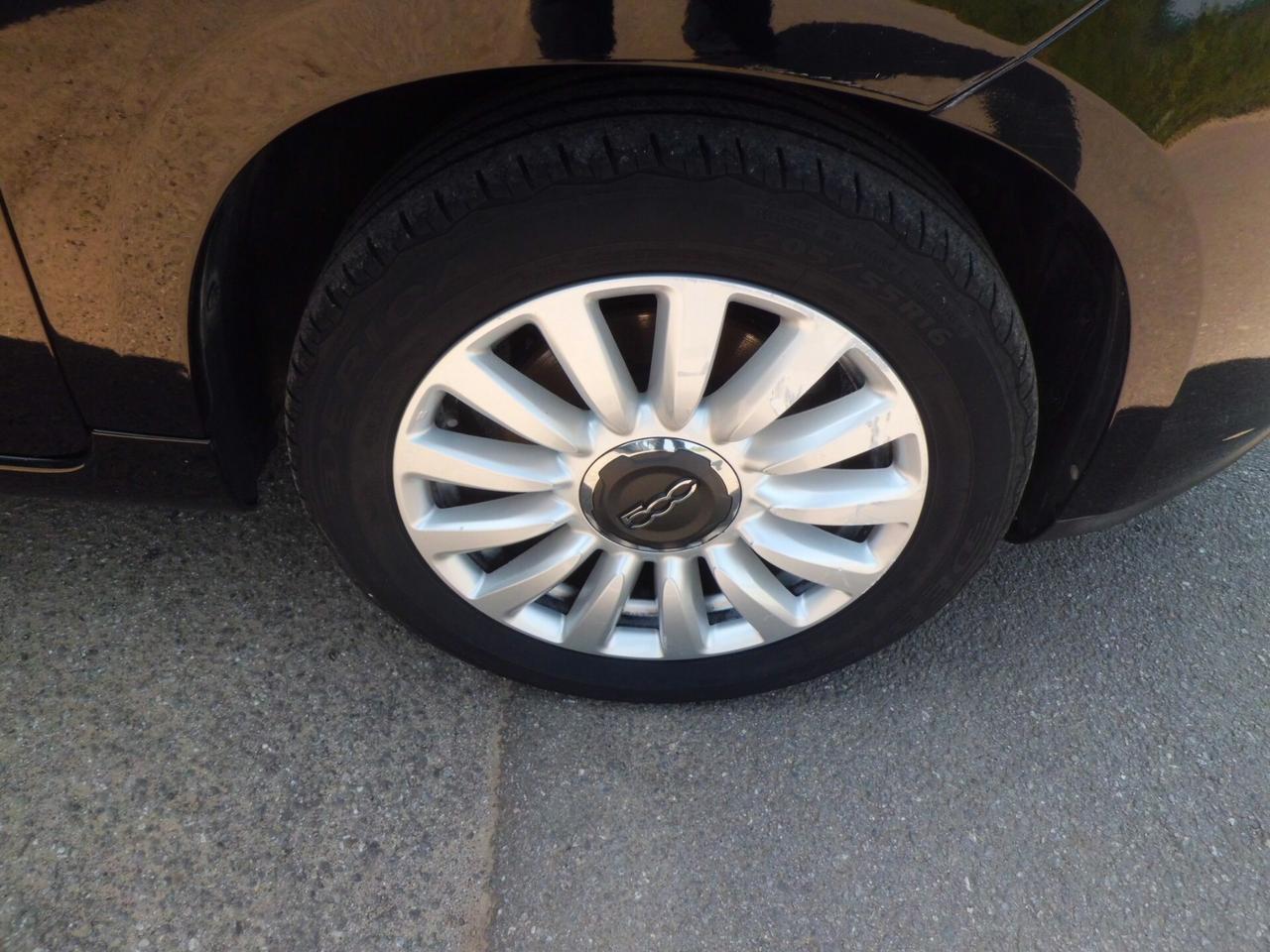 Fiat 500L 0.9 TwinAir Turbo Natural Power Lounge