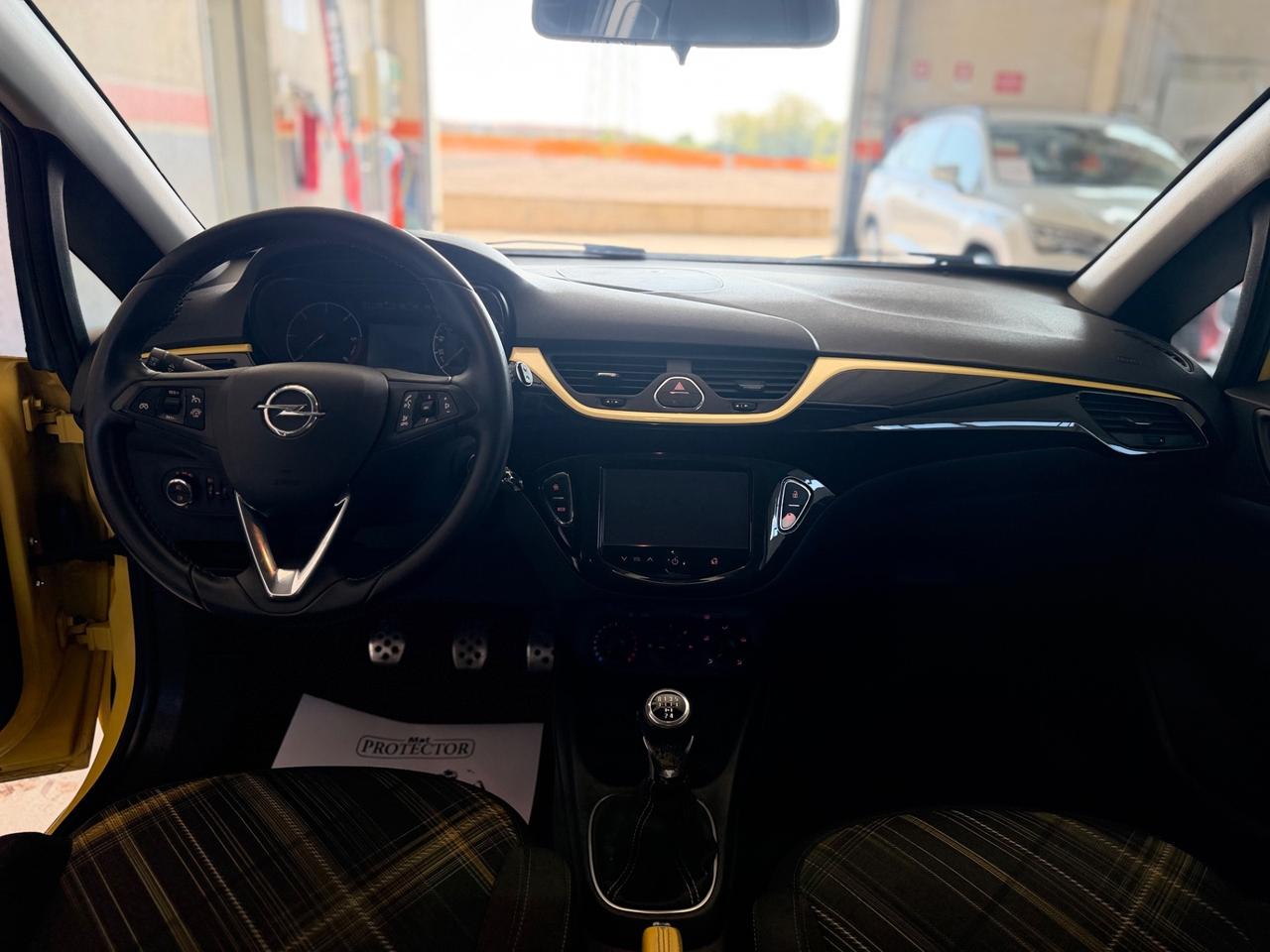 Opel Corsa 1.3 CDTI ecoFLEX Start&Stop Coupé b-Color