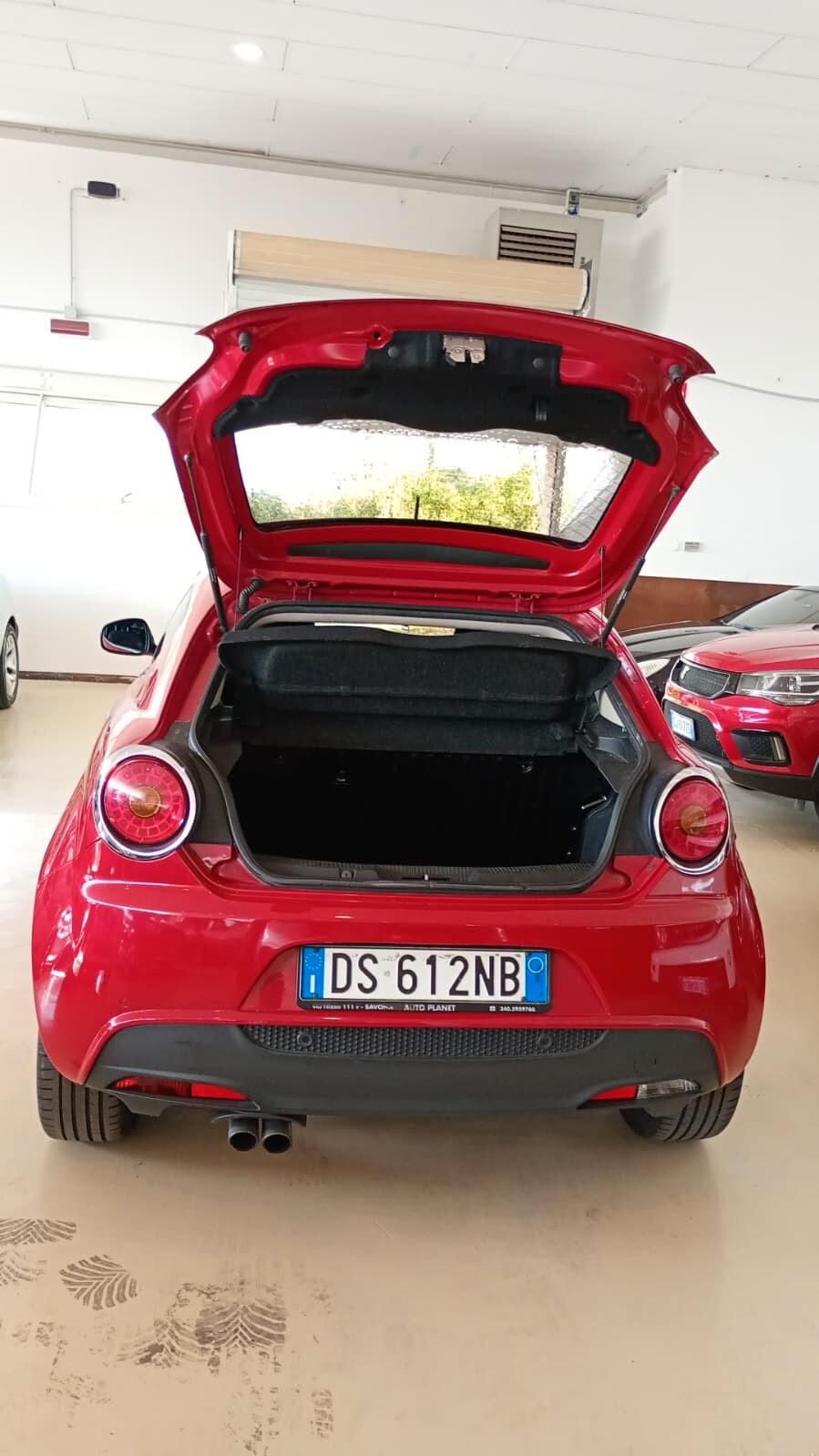 Alfa Romeo MiTo 1.4 Distinctive Sport Pack 155 CV