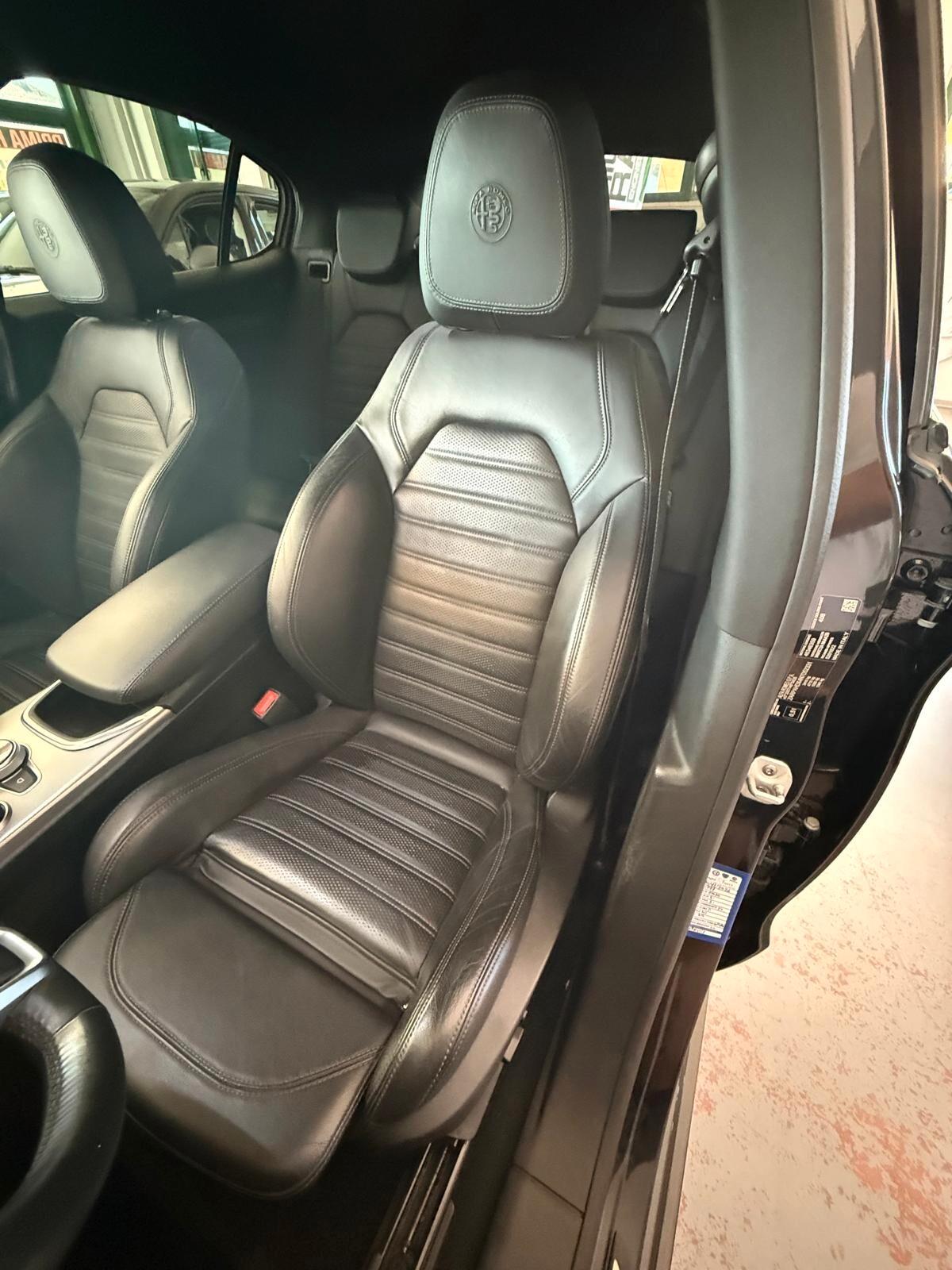 Alfa Romeo Stelvio 2.2c.c 210 CV AT8 Q4 Veloce