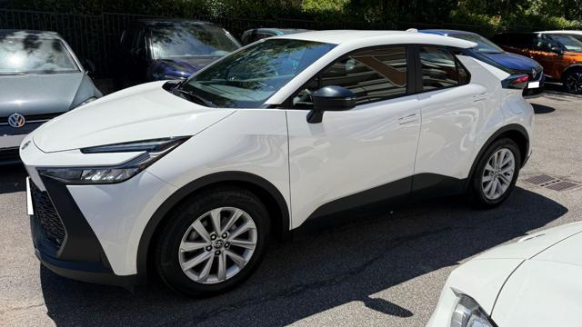 TOYOTA C-HR 1.8HV 98CV ACTIVE FWD E-CVT*C.L17*FULL LED*CARPLAY