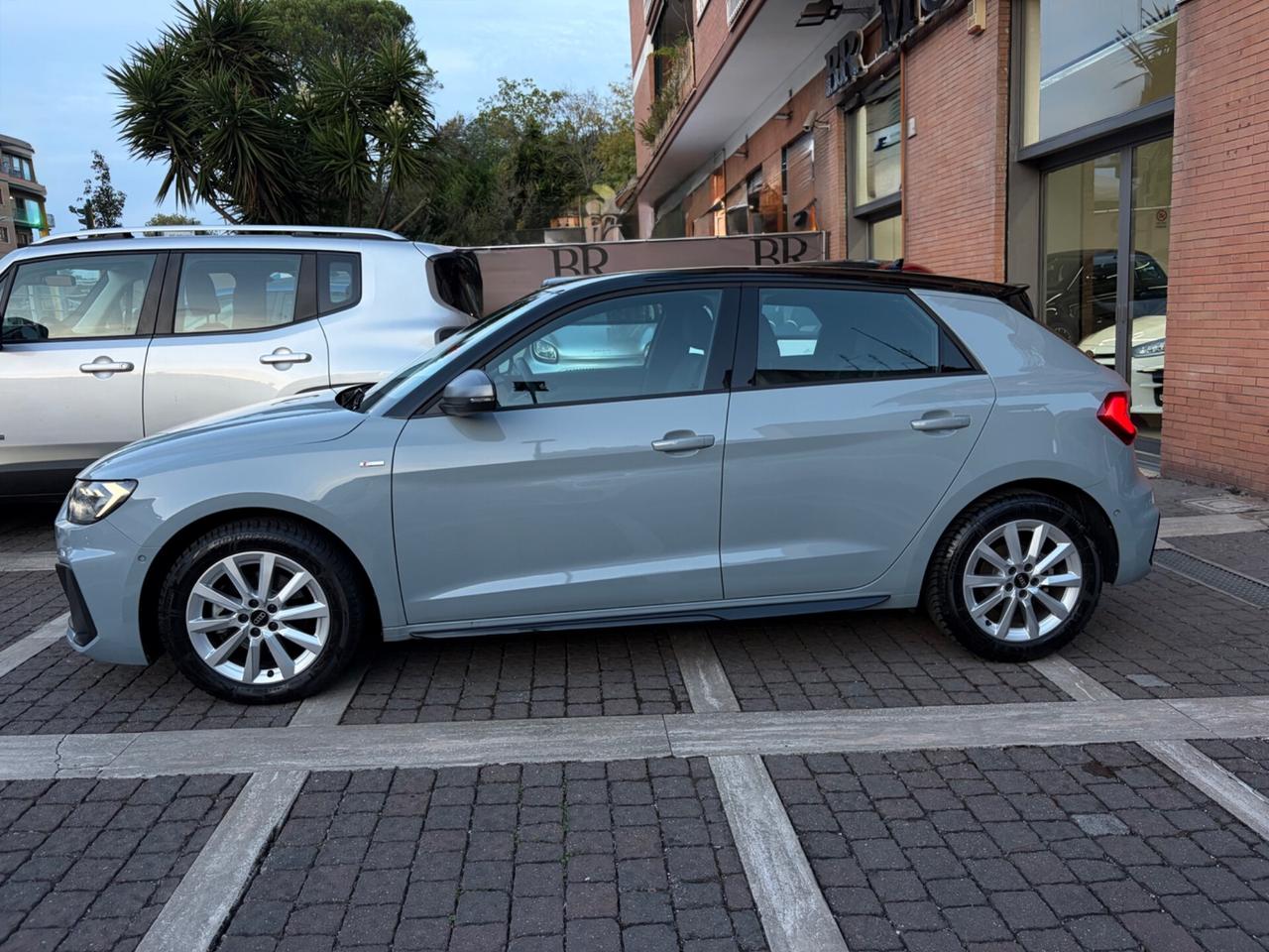 Audi A1 SPB 30 TFSI s-tronic S line - SOLO 20.186Km !!