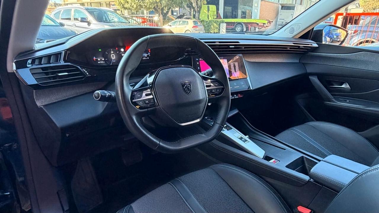 Peugeot 308 BlueHDi 130 S&S EAT8 GT Virtual cockpit