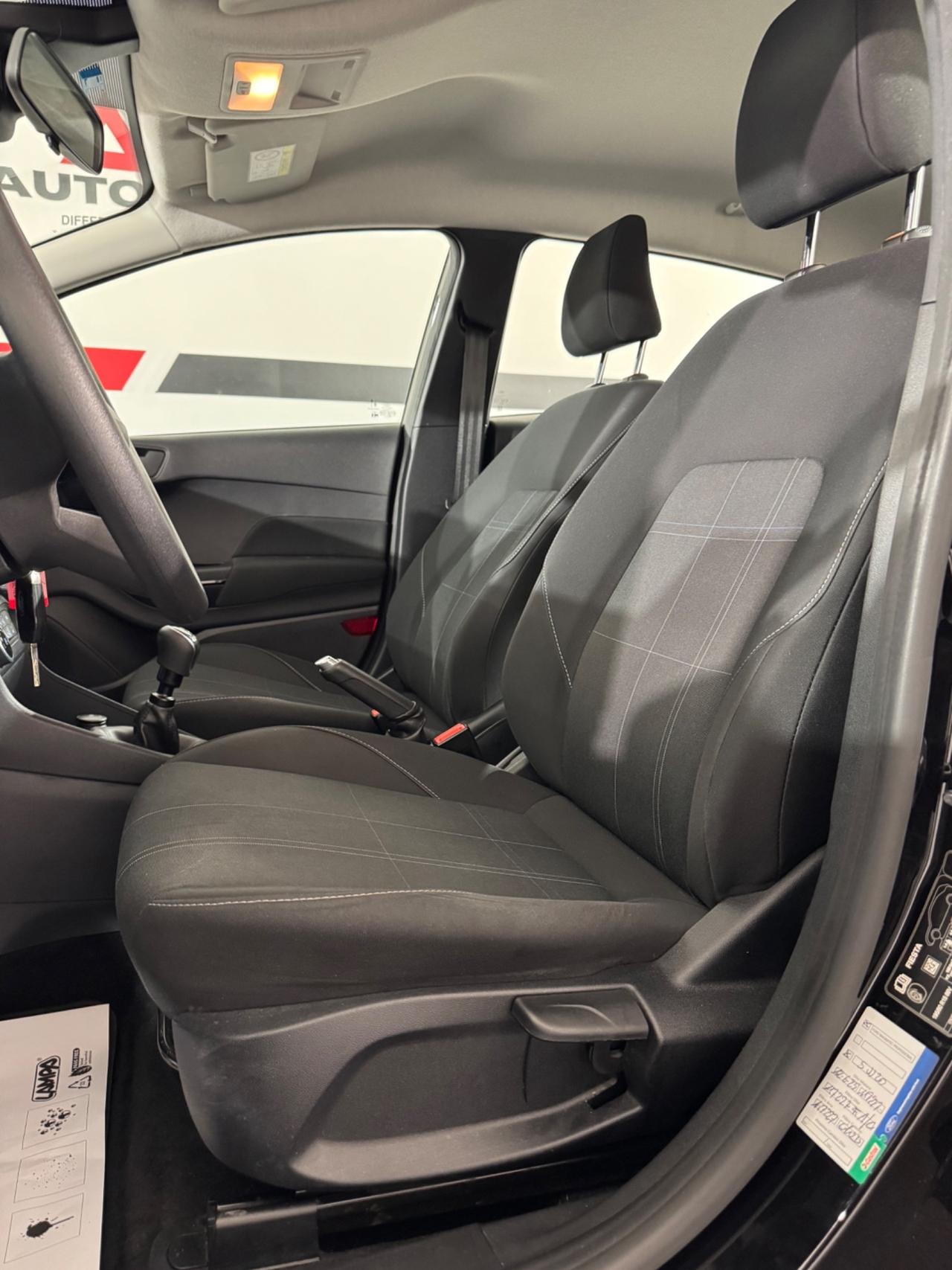 Ford Fiesta 1.0 Ecoboost Hybrid 125 CV motore a CATENA TAGLIANDI CERTIFICATI FORD