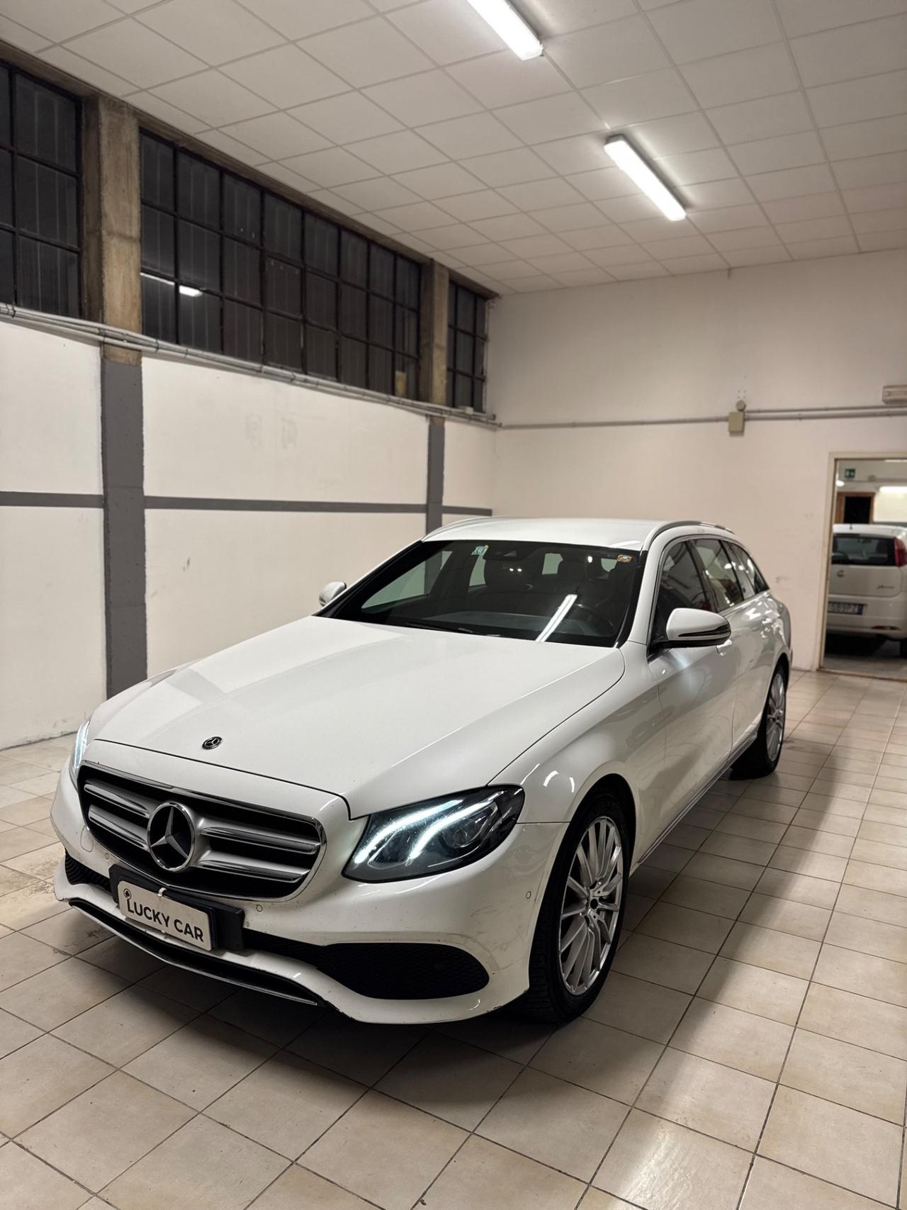 Mercedes-benz E 220 d Auto Premium Plus
