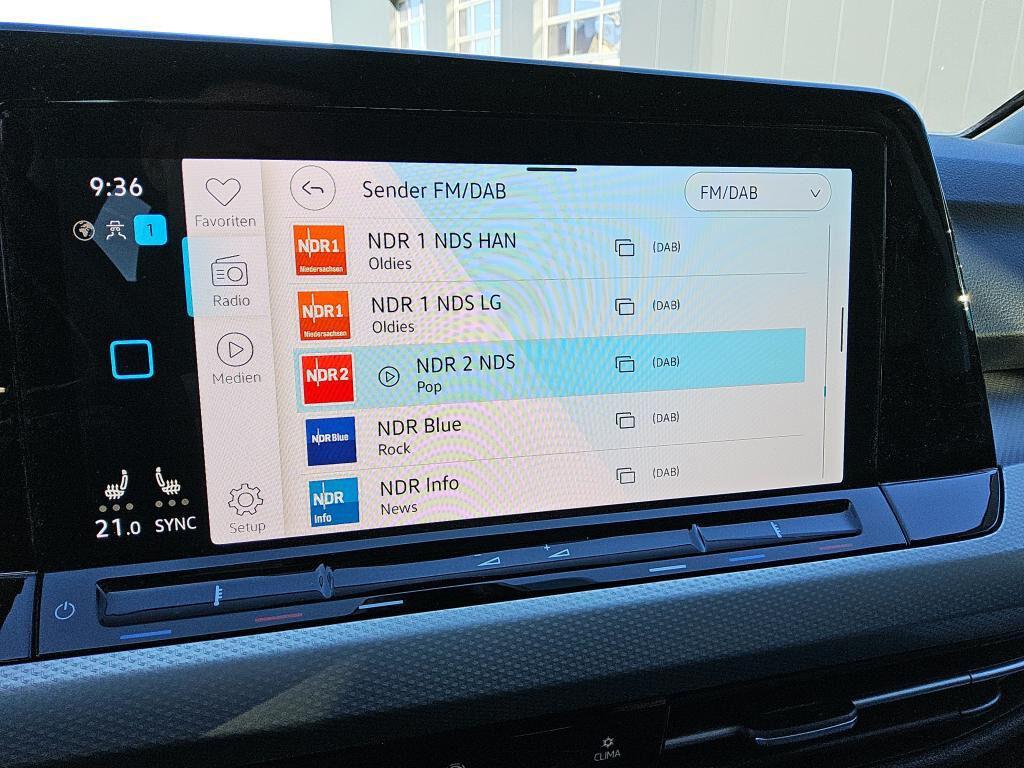 Volkswagen Golf 1.0 TSI EVO 110cv Move Virtual, AppConnect, Sedili riscaldati