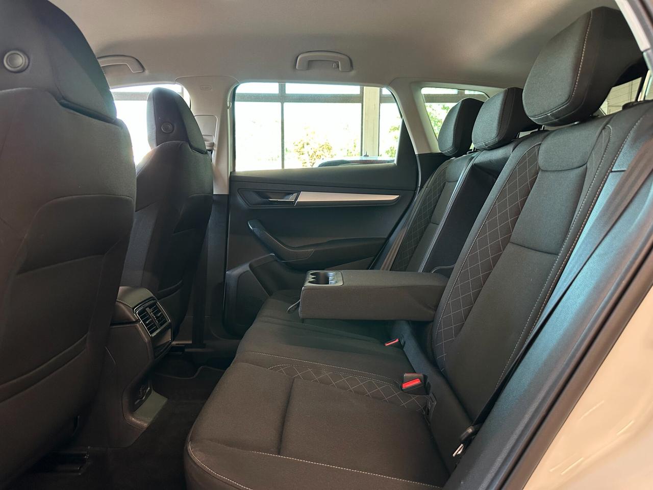 SKODA KAROQ AMBITION 2.0 TDI DSG *CARPLAY*NAVI*NEOPATENTATI*