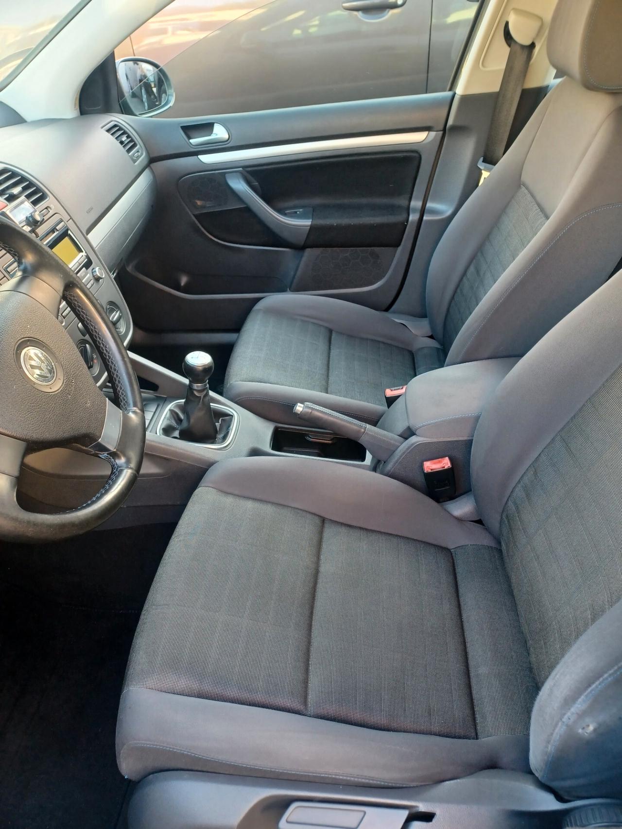 Volkswagen Golf 1.9 TDI 5p. Comfortline