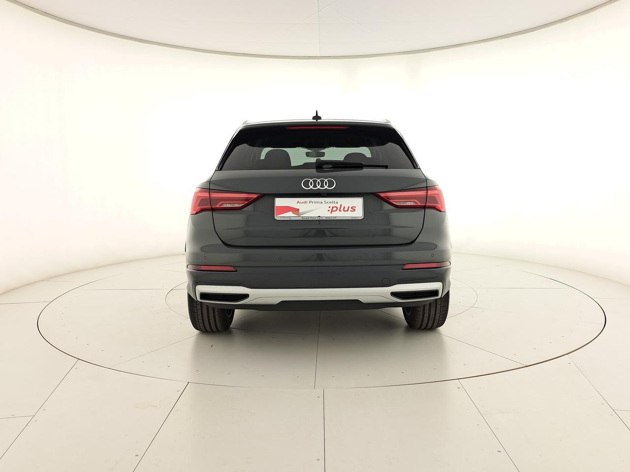 Audi Q3 35 1.5 tfsi business advanced s-tronic