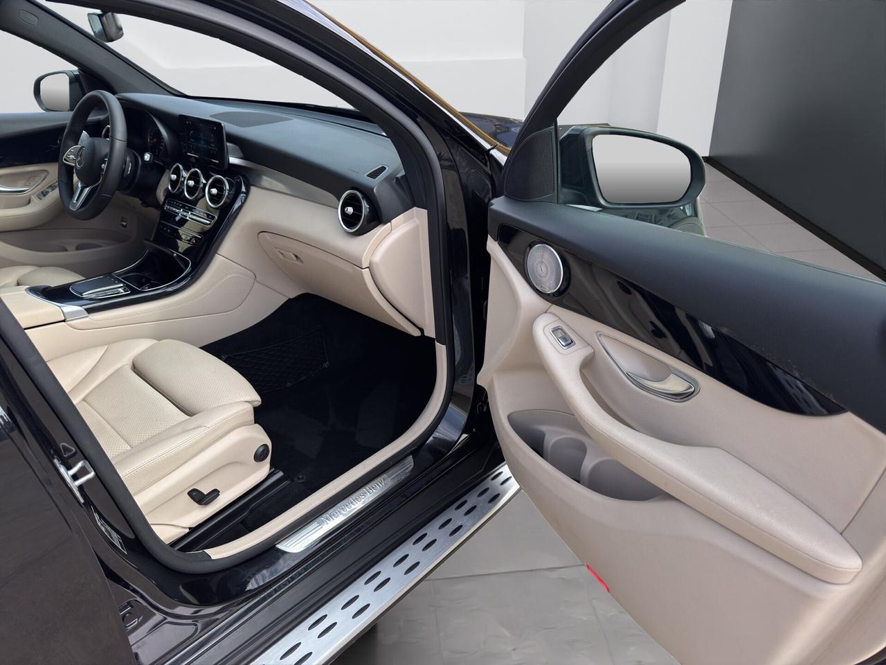 MERCEDES-BENZ GLC 220 d 4MATIC SPORT PLUS - MY21