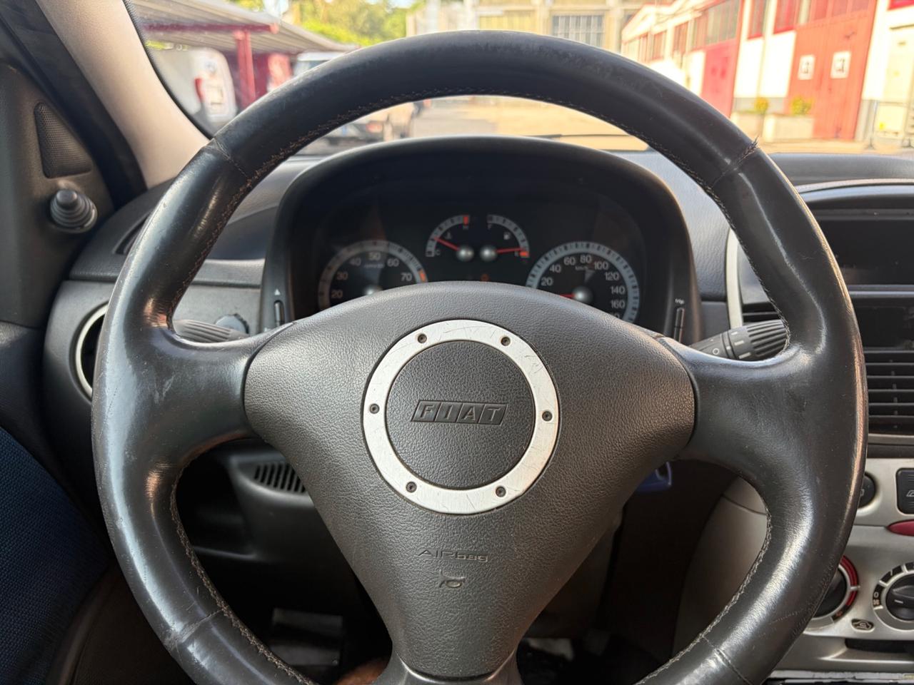 Fiat Punto 1.2i 16V cat 3 porte Sporting