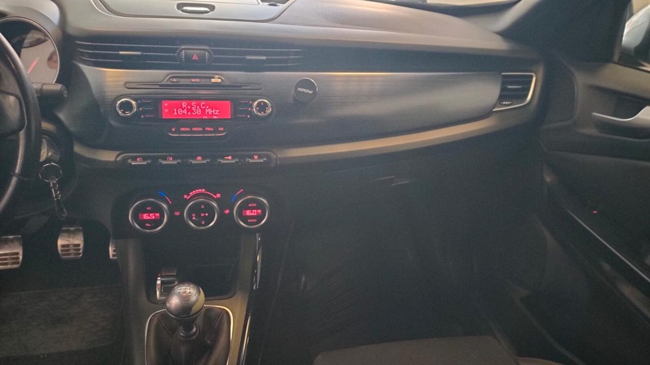 Alfa Romeo Giulietta 2.0 JTDm-2 140 CV Distinctive