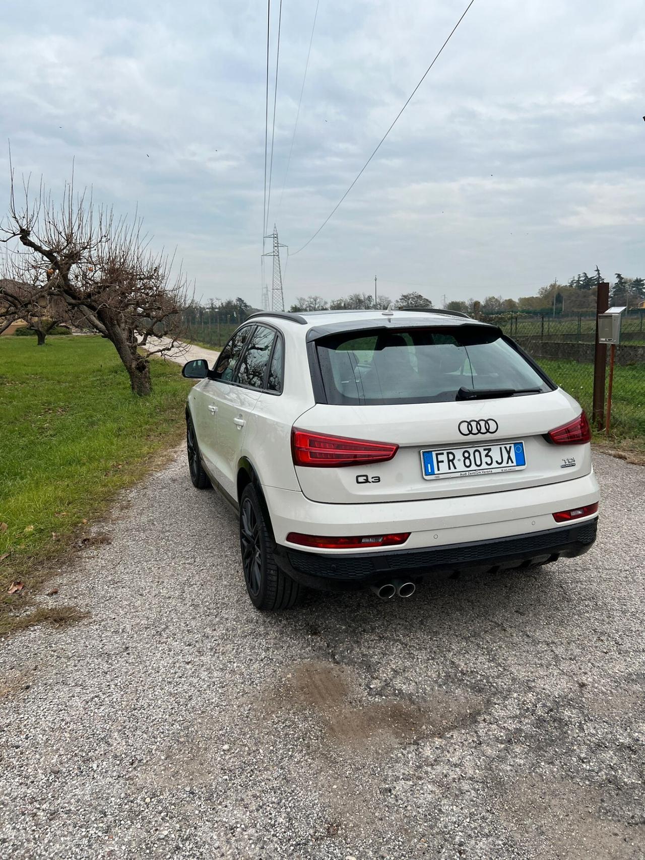 Audi Q3 2.0 TDI 150 CV quattro S tronic S line Edition