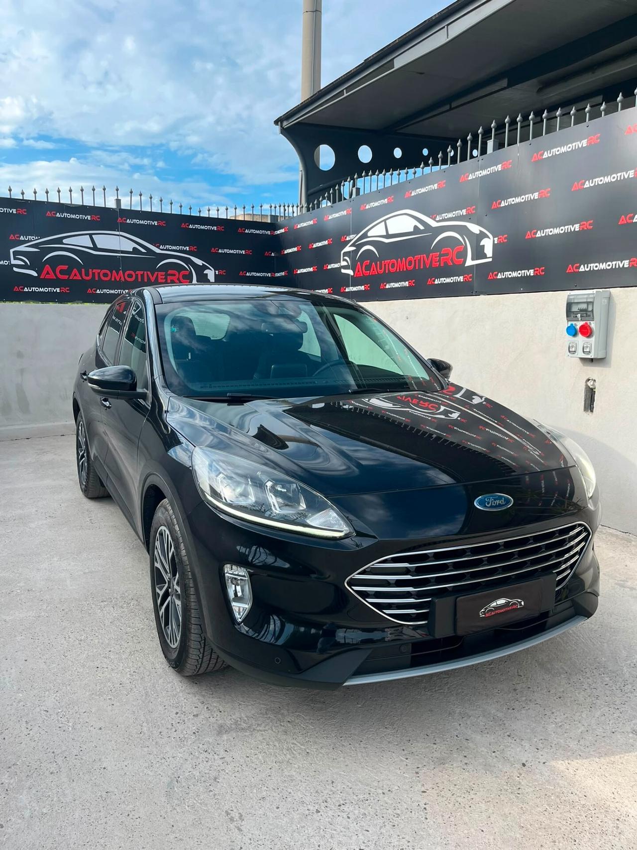 Ford Kuga 2.5 Plug In Hybrid 225 CV CVT 2WD Titanium