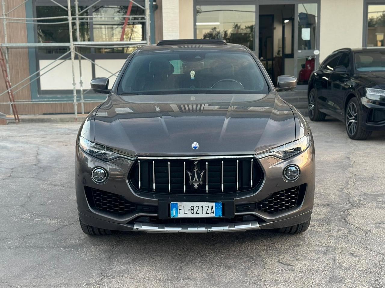 Maserati Levante Granlusso TETTO APRIBILE