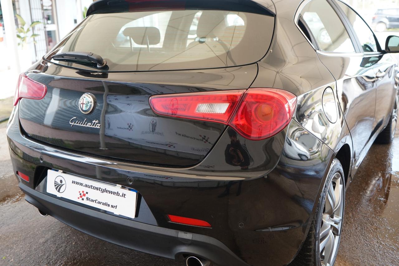 Alfa Romeo Giulietta 2.0 JTDm-2 150 CV Distinctive