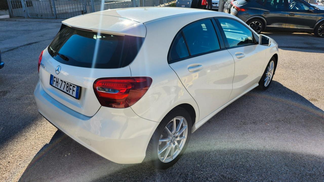 Mercedes-benz A 180 A 180 d Business "AUTO"