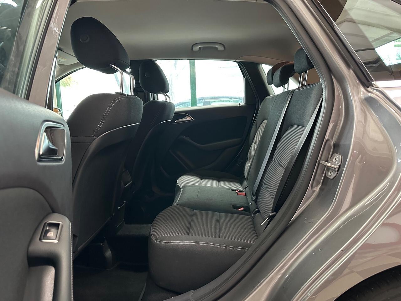 Mercedes-benz B 180 d Business