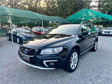 Volvo XC 70 XC70 D5 AWD Geartronic Momentum
