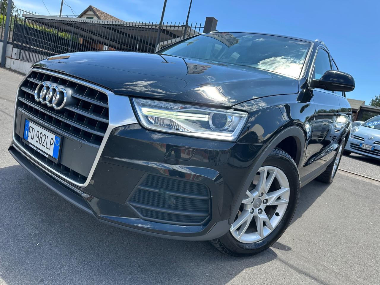 Audi Q3 2.0 TDI 150 CV Business