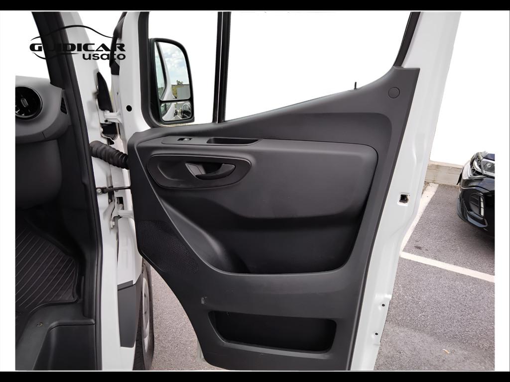 Mercedes-Benz Sprinter III 311 FWD - sprinter 311 2.1 cdi F 32/33 fwd E6