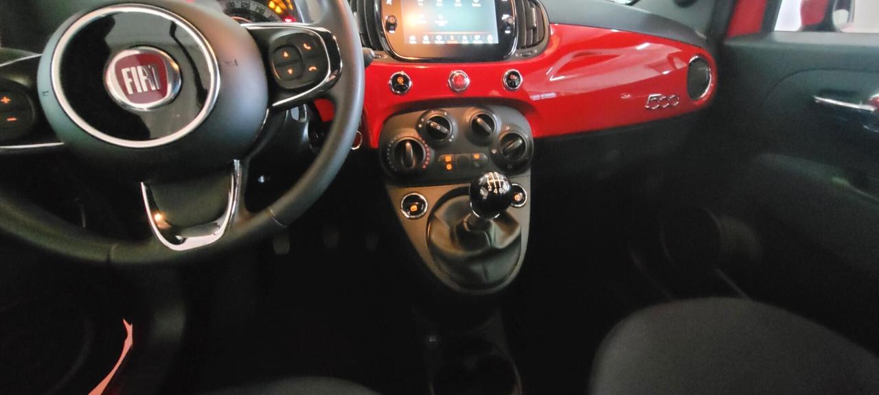 Fiat 500 1.0 Hybrid Red