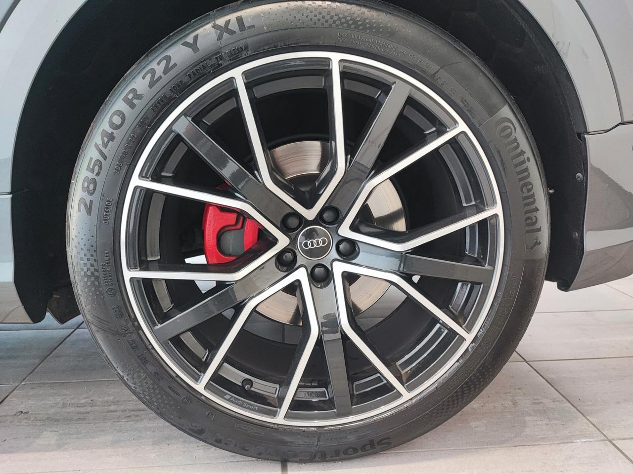 Audi Q8 55 TFSI e quattro tiptronic Sport
