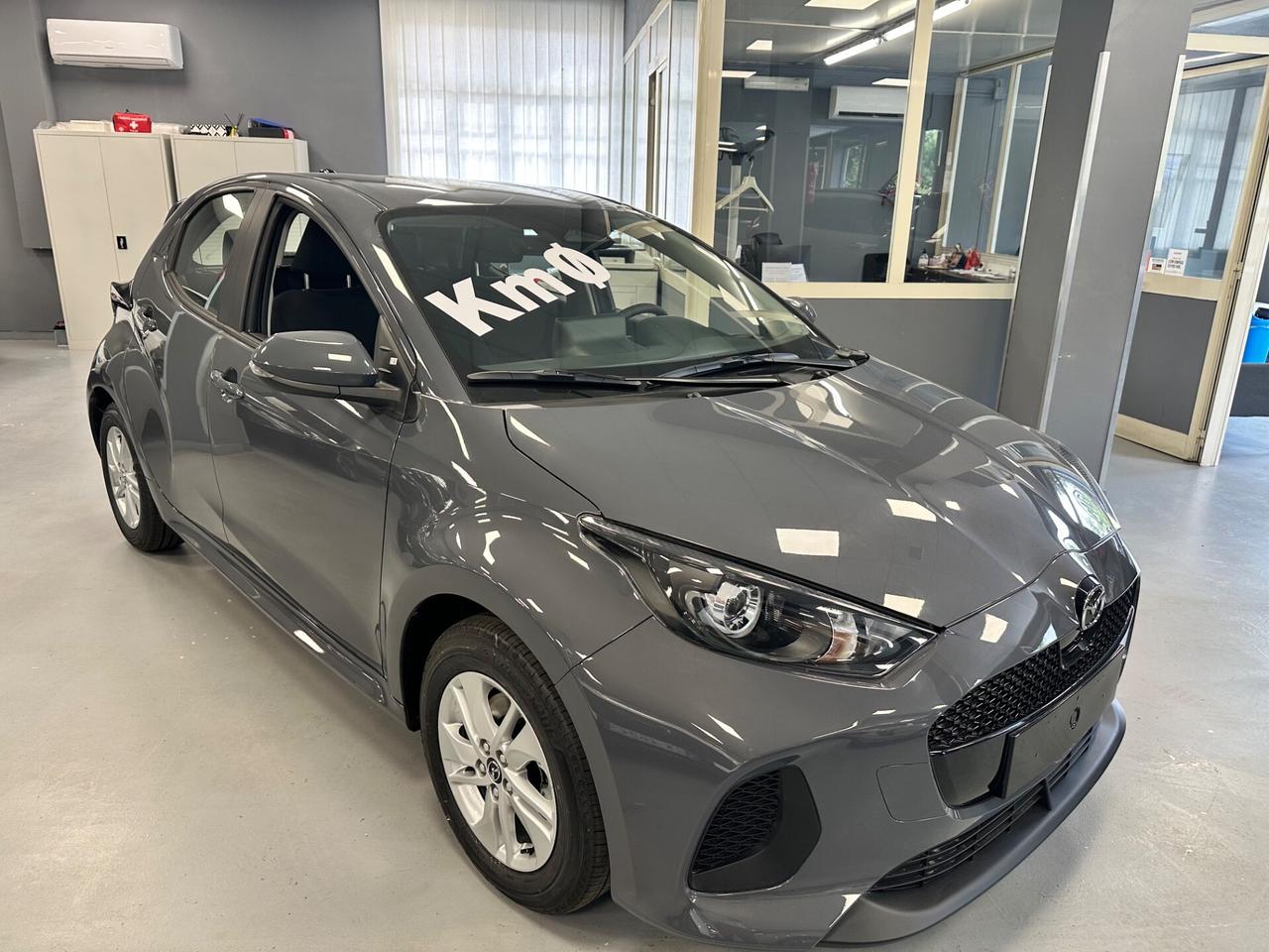 Mazda Mazda2 Hybrid 1.5 VVT e-CVT Full Electric Centre-Line