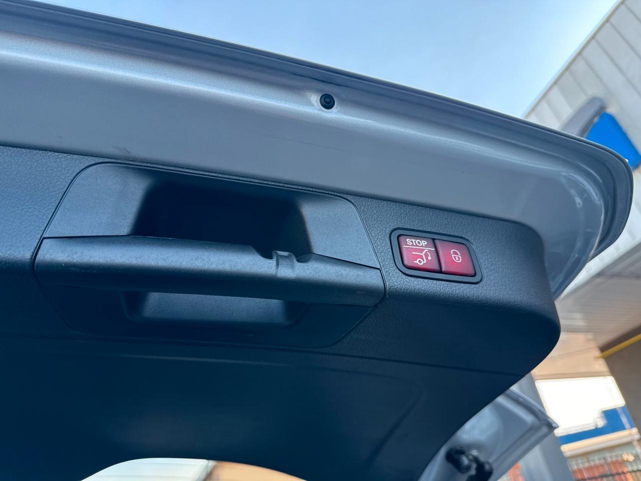 Mercedes-Benz GLB 200 Advanced Plus / SERVICE IN MERCEDES