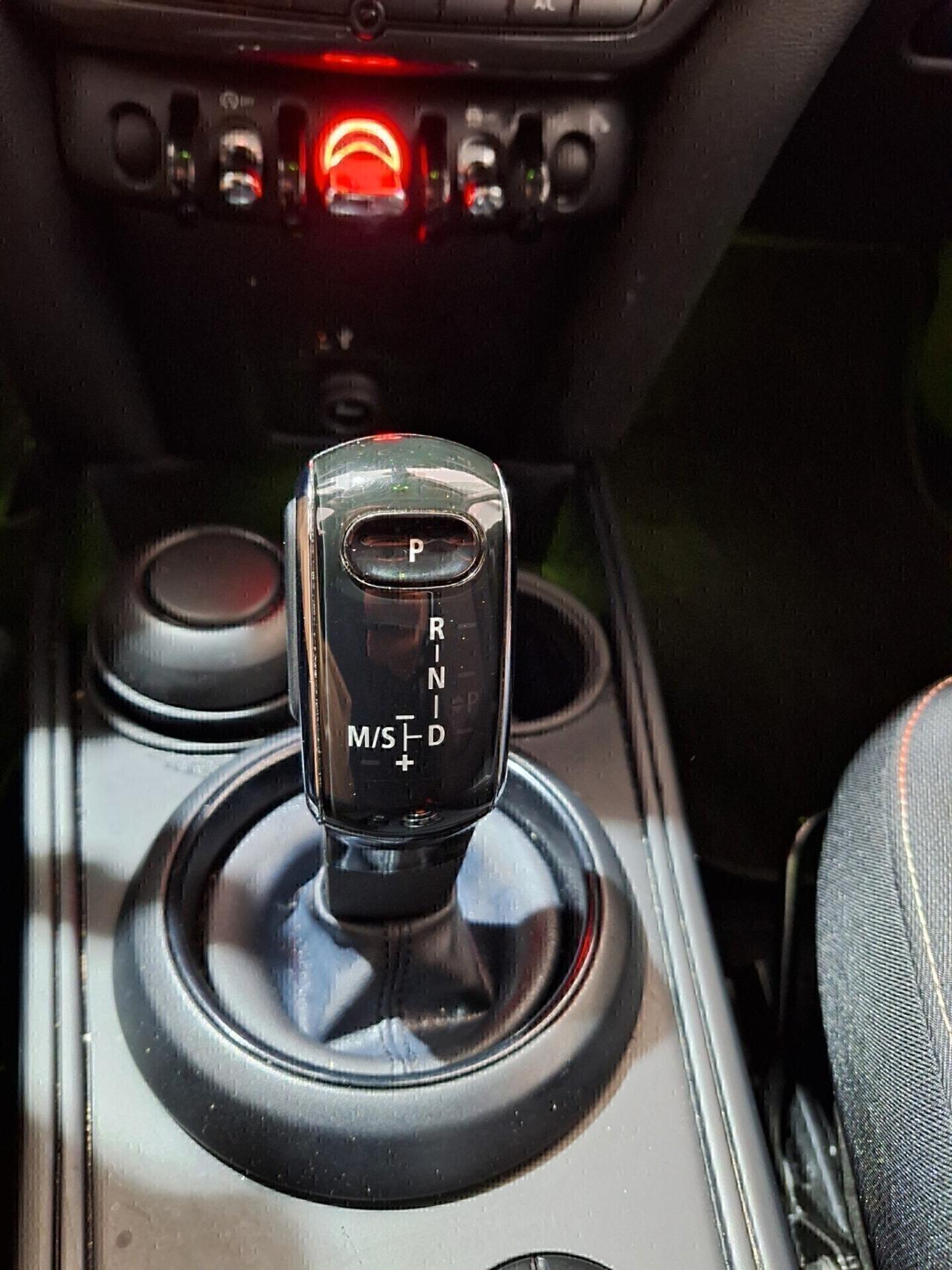 Mini Countryman 1.5 One D 116cv Business Automatica